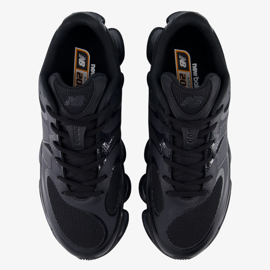 NEW BALANCE Спортни обувки 2000 