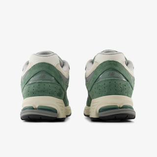 NEW BALANCE Спортни обувки 2002R