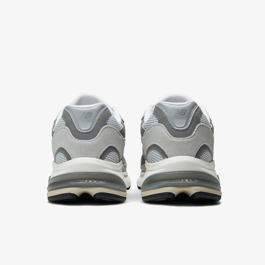 NEW BALANCE Спортни обувки 2010 