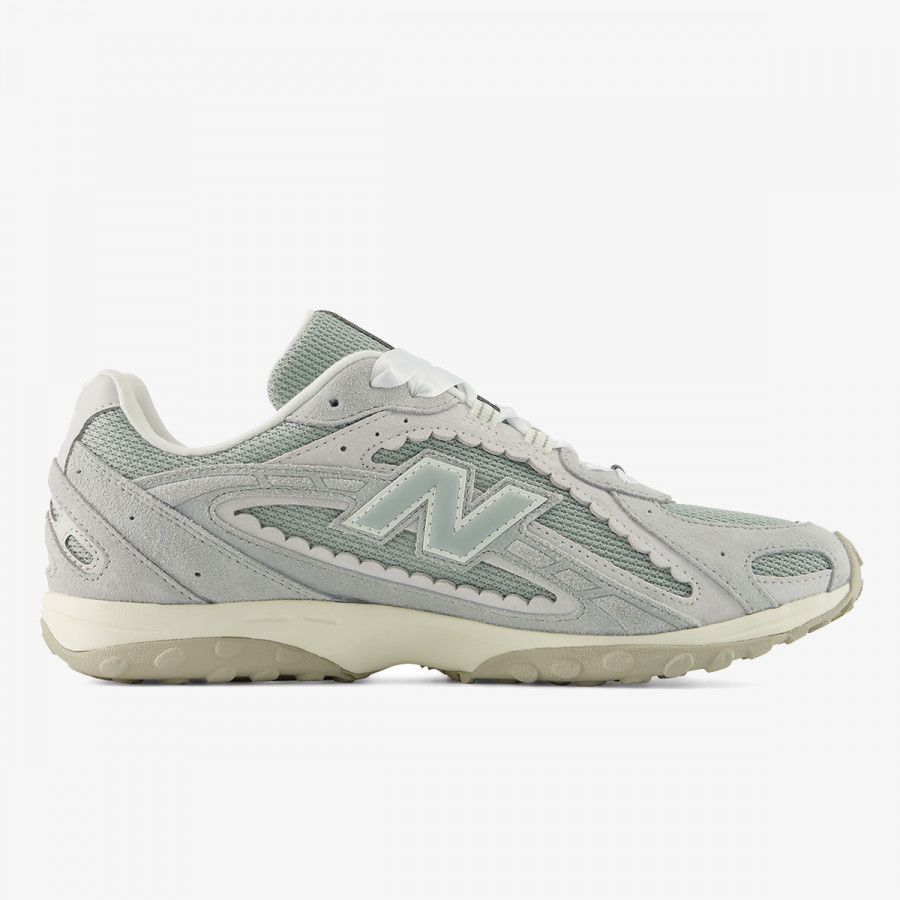 NEW BALANCE Спортни обувки 204L 