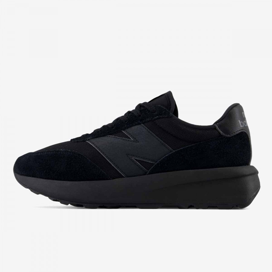 NEW BALANCE Спортни обувки U 370 