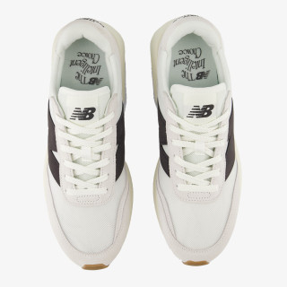 NEW BALANCE Спортни обувки 370