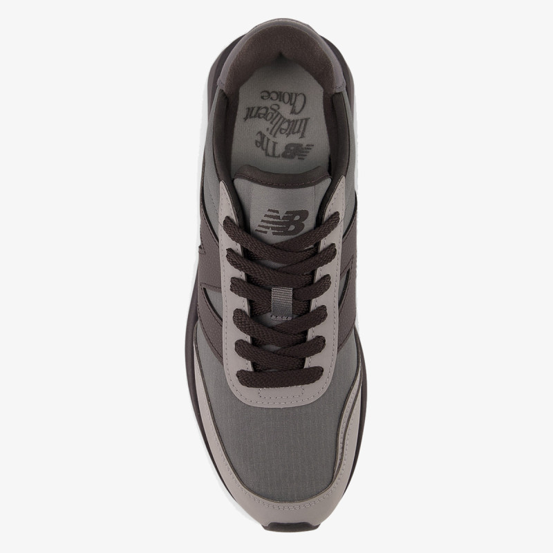 NEW BALANCE Спортни обувки 370 
