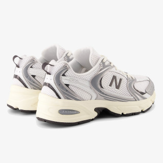 NEW BALANCE Спортни обувки 530 