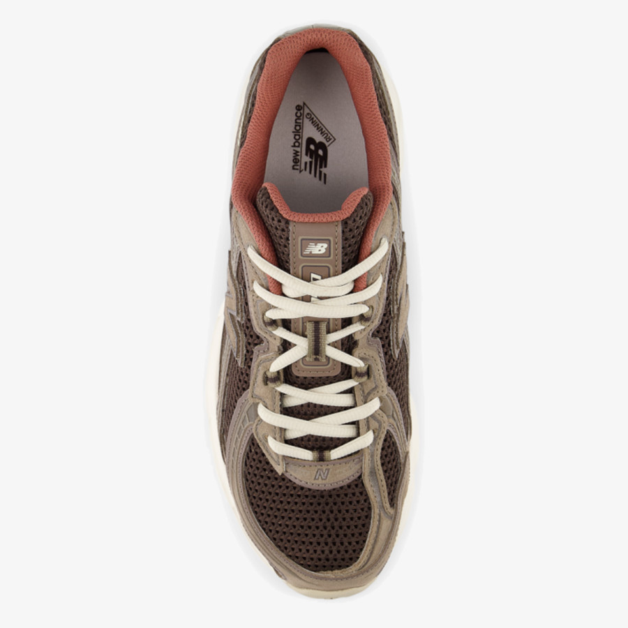 NEW BALANCE Спортни обувки 740 