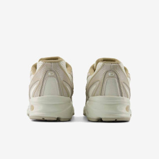 NEW BALANCE Спортни обувки U 740 