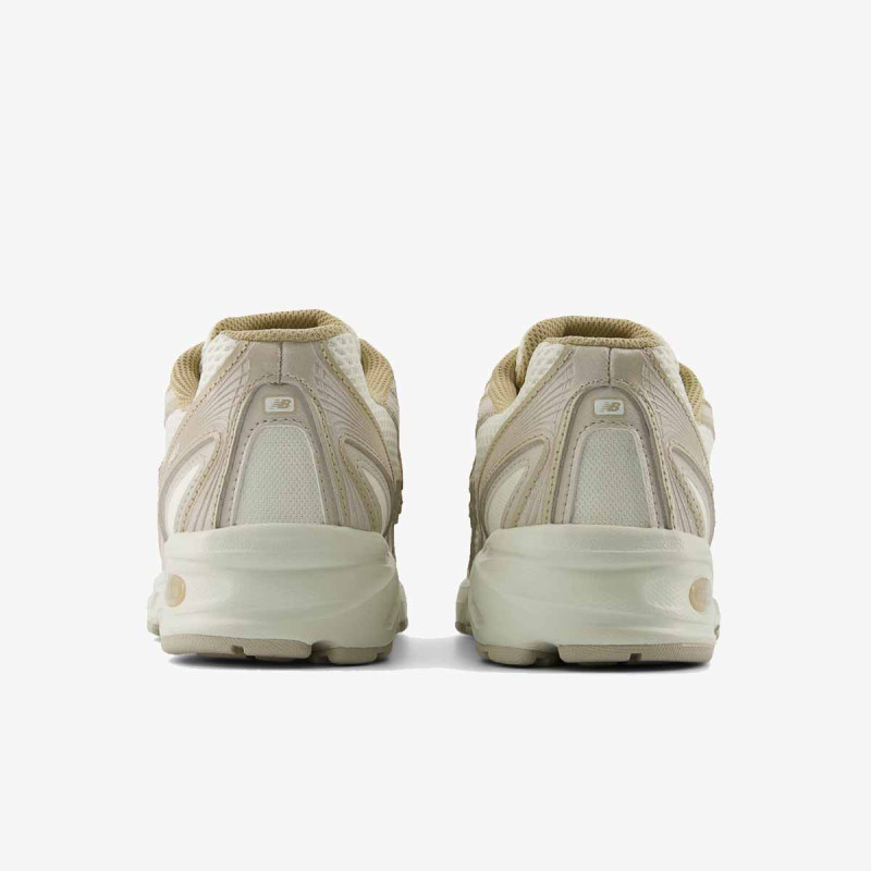 NEW BALANCE Спортни обувки U 740 
