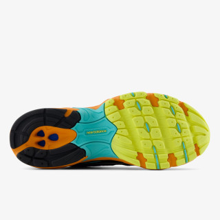 NEW BALANCE Спортни обувки U 740 