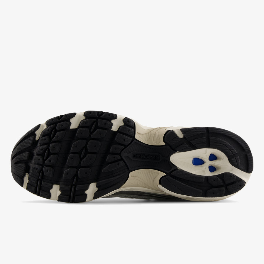 NEW BALANCE Спортни обувки 740 