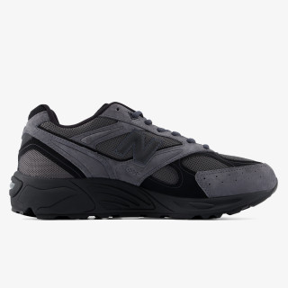 NEW BALANCE Спортни обувки 880 