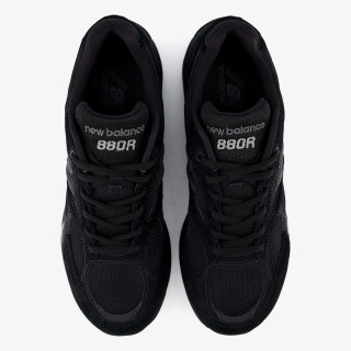 NEW BALANCE Спортни обувки 880 