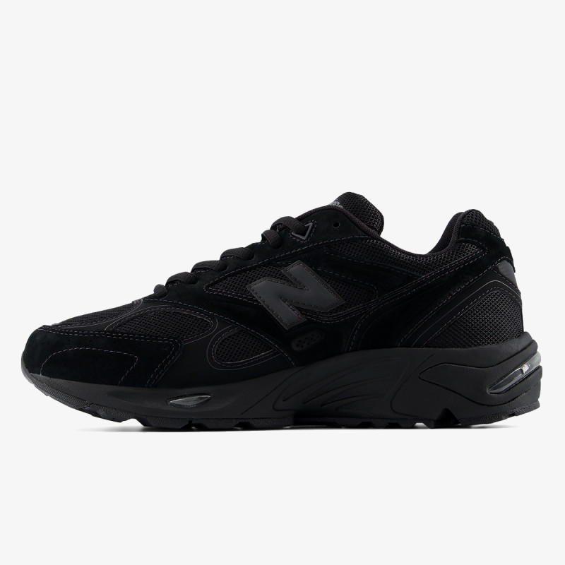 NEW BALANCE Спортни обувки 880 