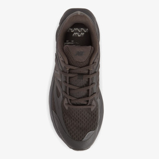 NEW BALANCE Спортни обувки UTRNWD 