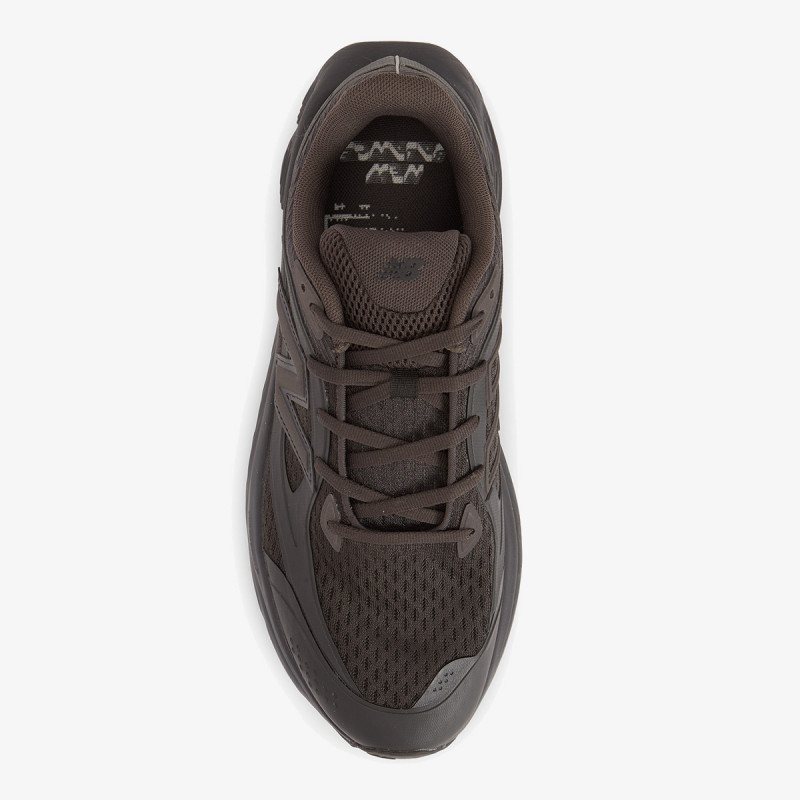 NEW BALANCE Спортни обувки UTRNWD 
