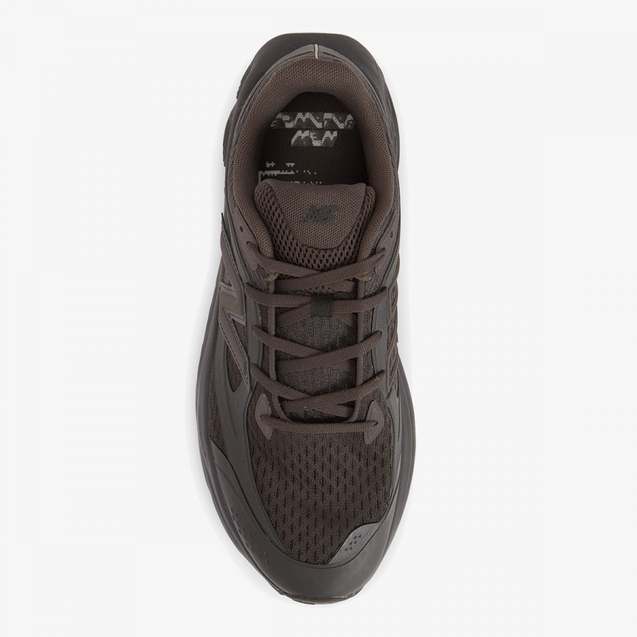 NEW BALANCE Спортни обувки UTRNWD 