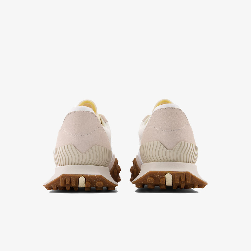 NEW BALANCE Спортни обувки XC72 